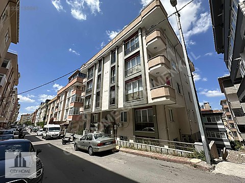 Fındıklıda 3+1 Balkonlu Kapalı Mutfaklı Satılık Bakımlı Daire