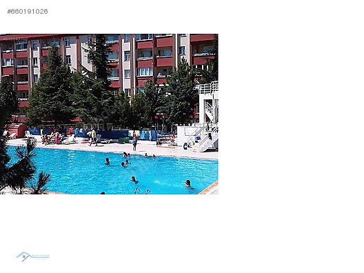 BÜYÜKÇEKEMECE DE KÖYKENT SİTESİNDE ARAKAT 3+1 KREDİYE UYGUN #660191026