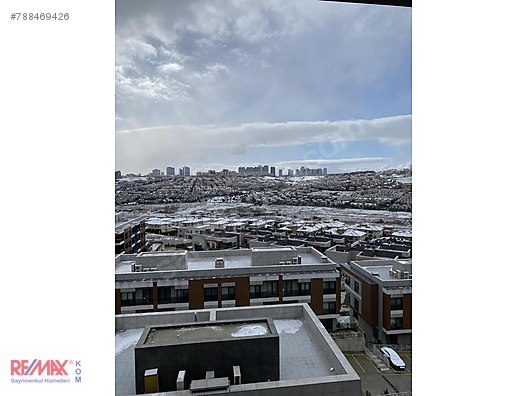 İstanbul Başakşehir Remax Kom Gayrimenkul Hizmetleri Bahçeşehir Emlak