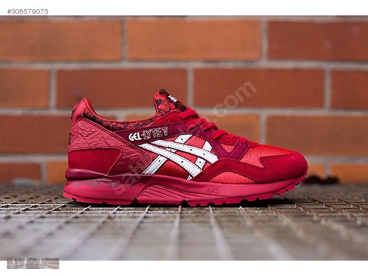 asics gel saga valentines