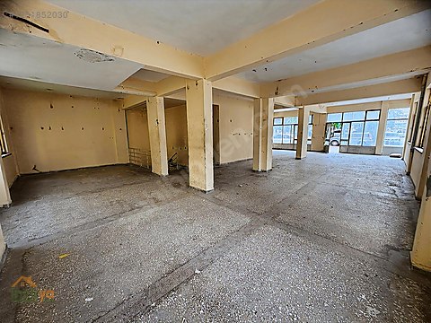 AKKONAK'DA LOZAN CADDESİ ALTINDA İKİ KATLI 250m2 İŞYERİ DÜKKAN