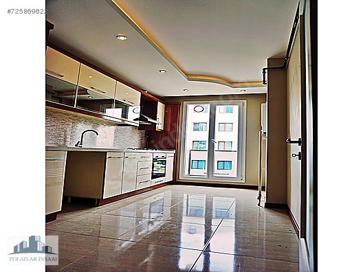 BEYLİKDÜZÜ POLATLARDAN MERKEZİ KONUMDA 145 m2 3+1 LÜKS DAİRE #725869622