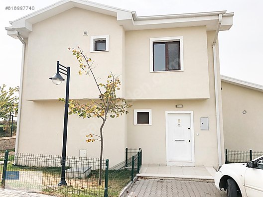 GÖLBAŞI'NIN EN SEÇKİN SİTESİNDE 4+1 KİRALIK VİLLA #616887740